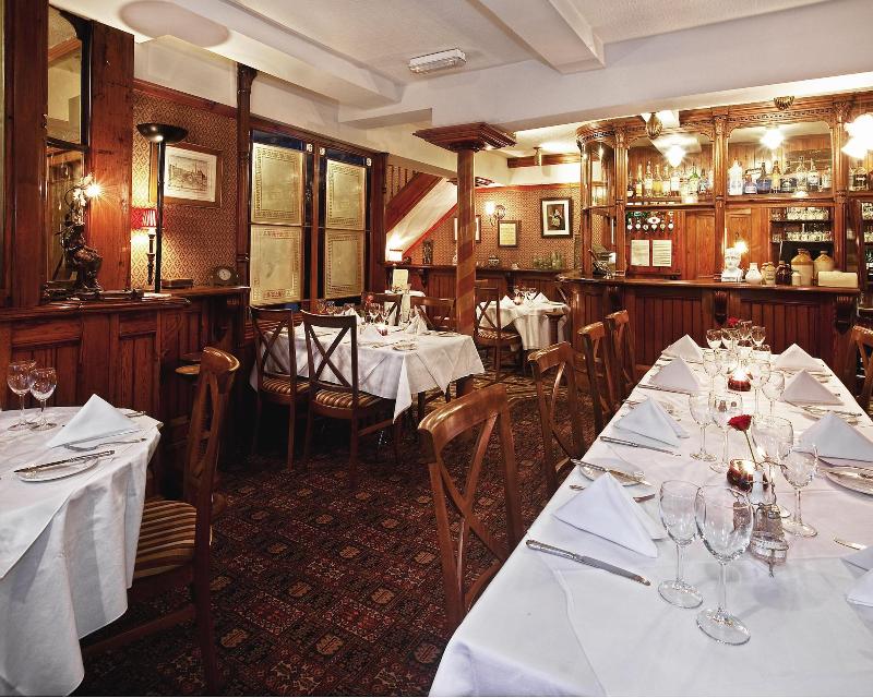 Hodgkinson's Hotel and Restaurant image