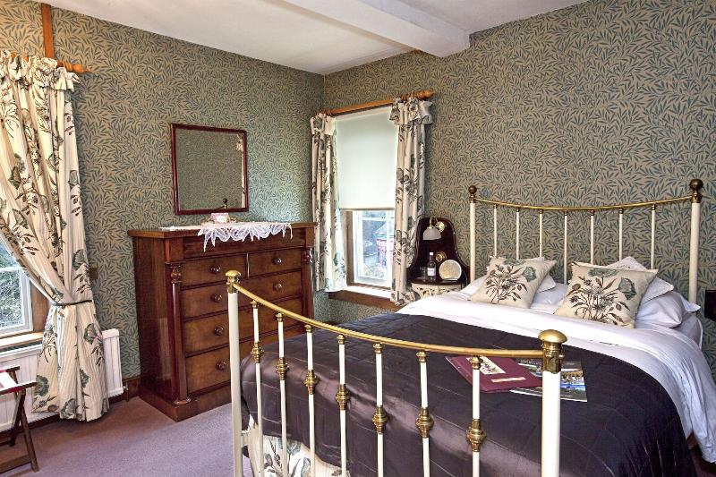 Hodgkinson's Hotel and Restaurant image