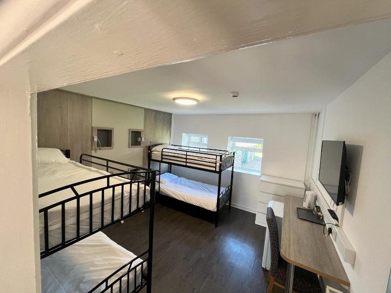 Dare Valley Country Park Accommodation image