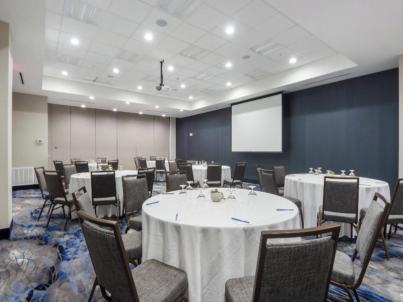 Fairfield Inn & Suites by Marriott Dallas Plano/Fr image