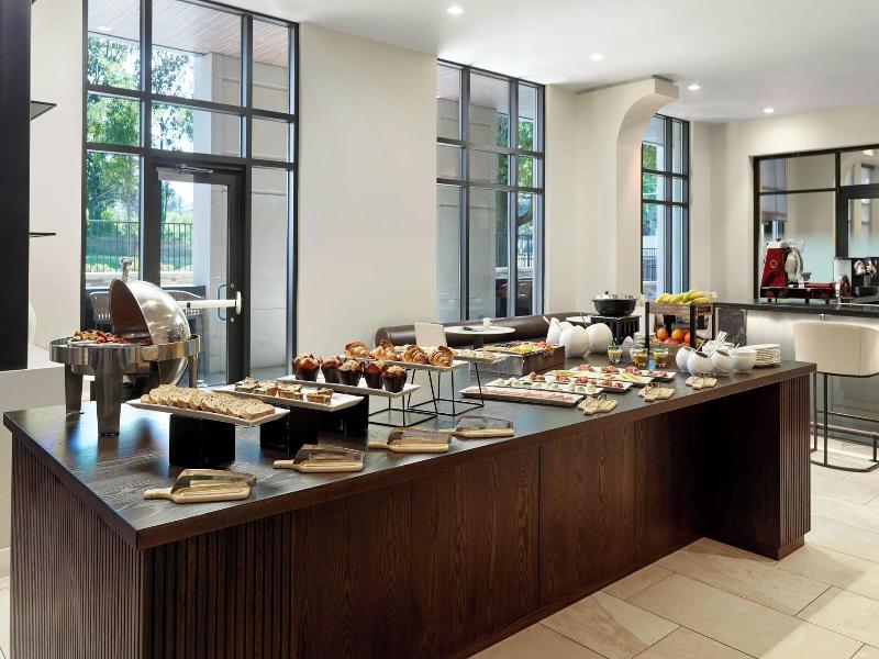 Ac Hotel By Marriott Charlotte Southpark image