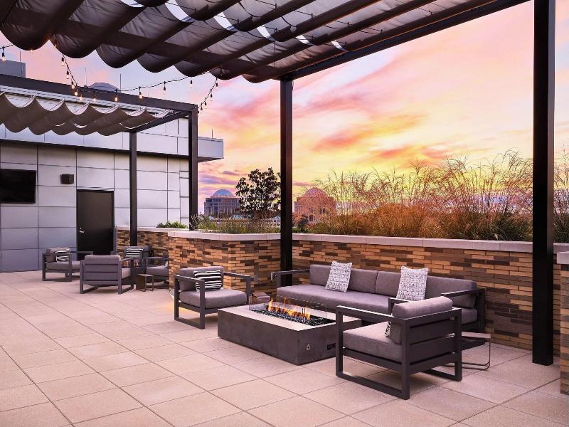 Ac Hotel By Marriott Charlotte Southpark image