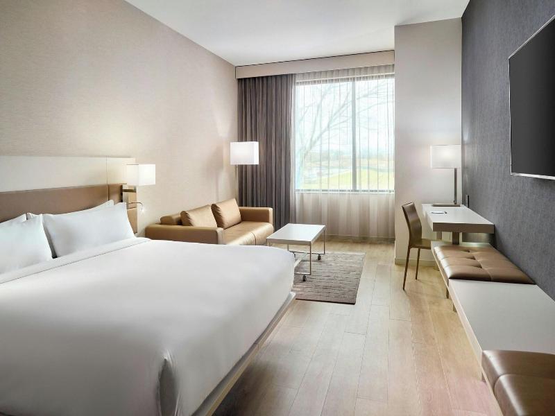 Ac Hotel By Marriott Charlotte Southpark image