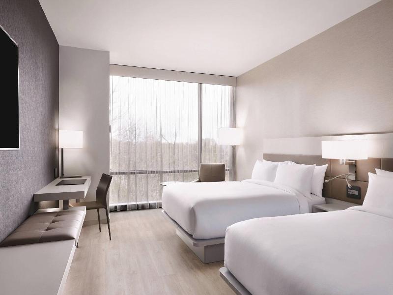 Ac Hotel By Marriott Charlotte Southpark image