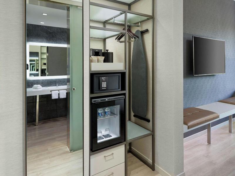 Ac Hotel By Marriott Charlotte Southpark image