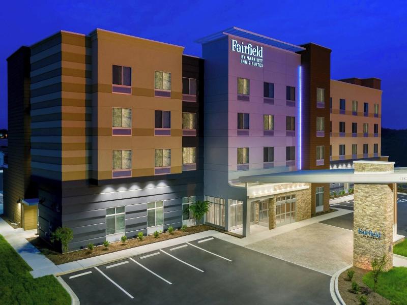 Fairfield Inn & Suites by Marriott Charlotte Monro image