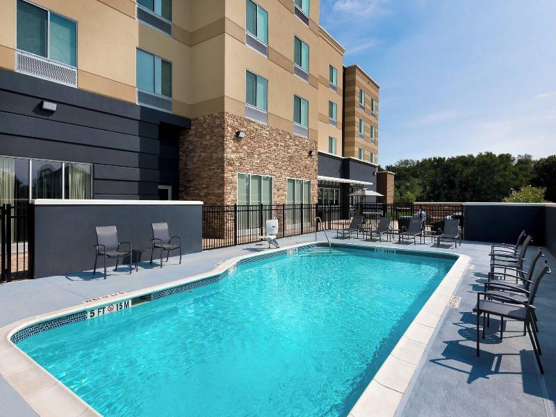 Fairfield Inn & Suites by Marriott Charlotte Monro image