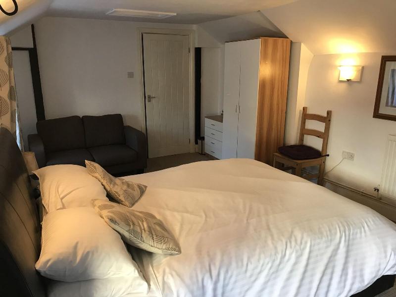 The Pecking Mill Inn image