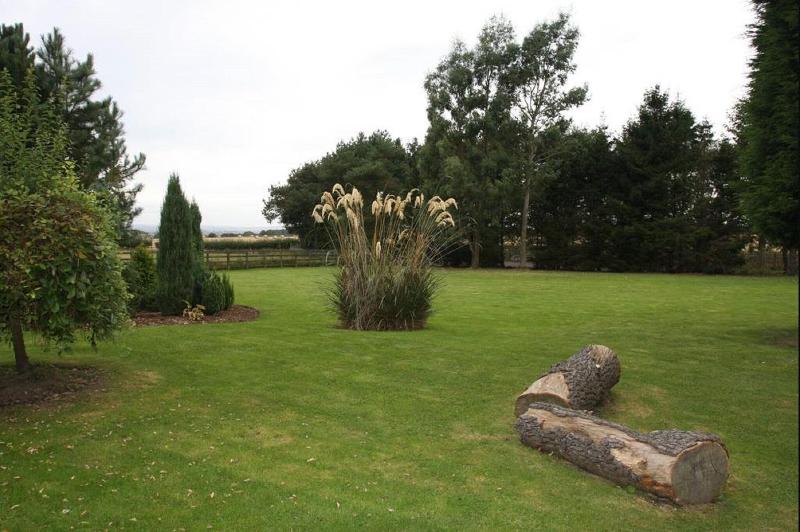 Cottage Lea's Country Hotel & Restaurant image