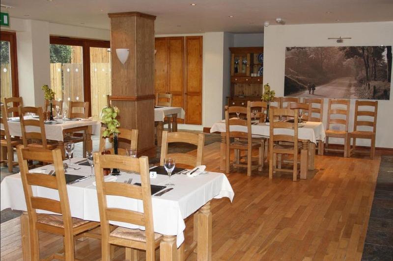 Cottage Lea's Country Hotel & Restaurant image