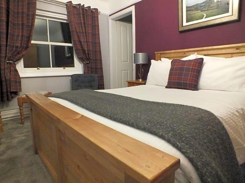 Devonshire Arms Inn image