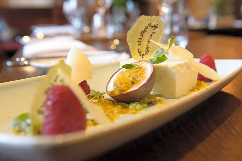 Devonshire Arms Inn image