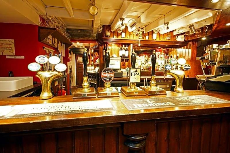 Devonshire Arms Inn image