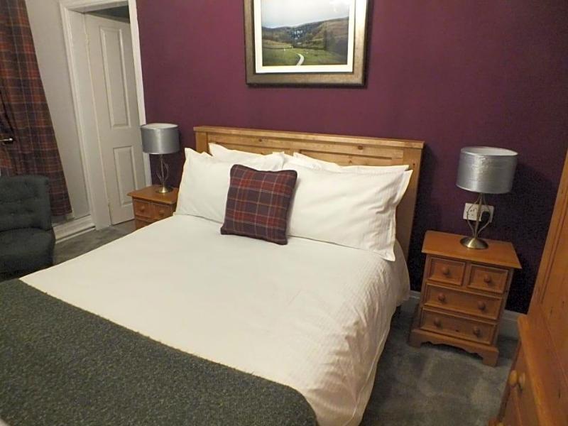 Devonshire Arms Inn image