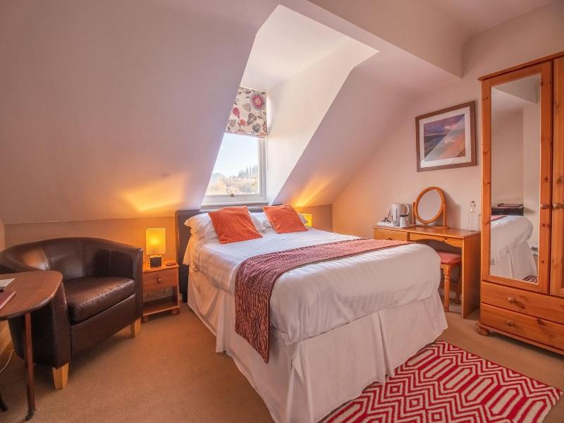 Ouse Bridge House image