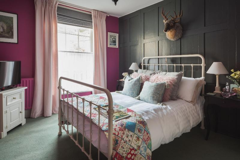 One Drake Road B&B image