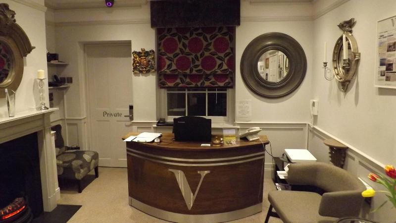 The Crescent Victoria Hotel image