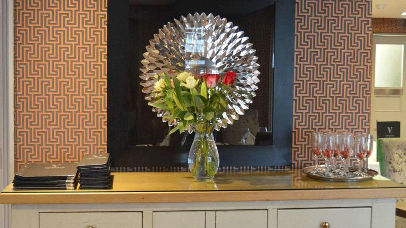 The Crescent Victoria Hotel image