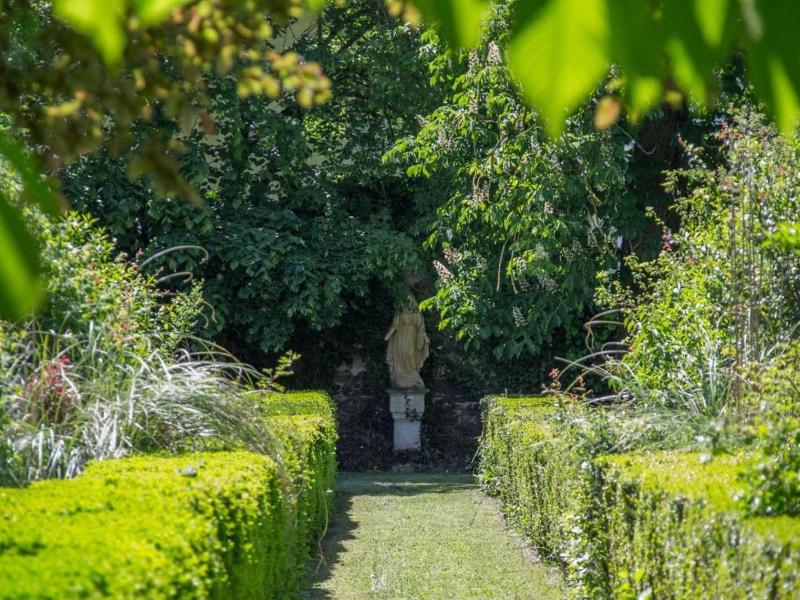 Domaine Du Vern image