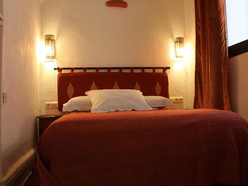 Riad Celia image
