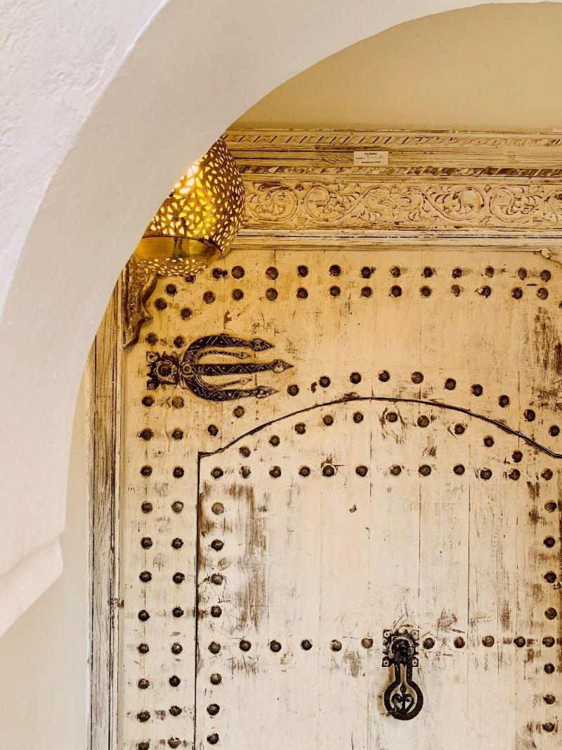 Riad Yasaman image