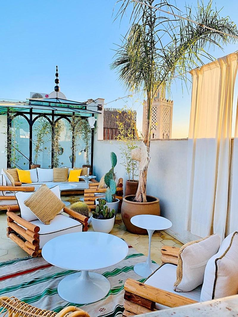 Riad Yasaman image