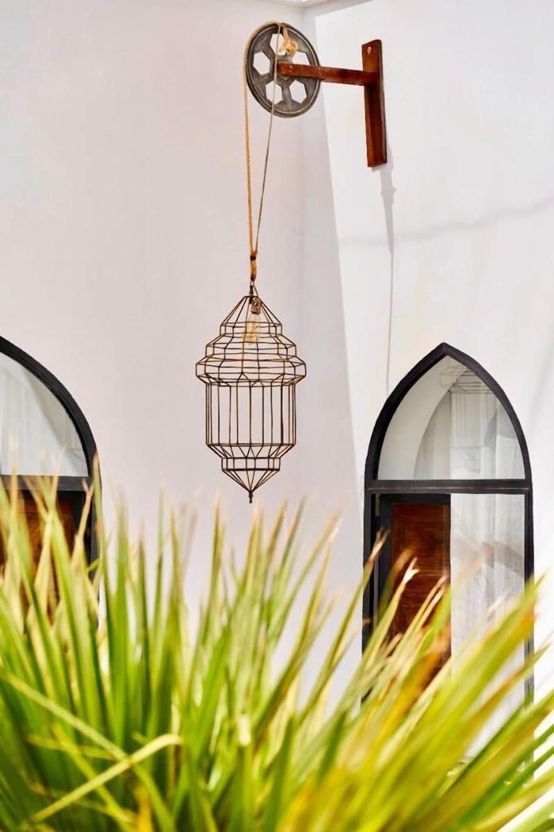 Riad Yasaman image