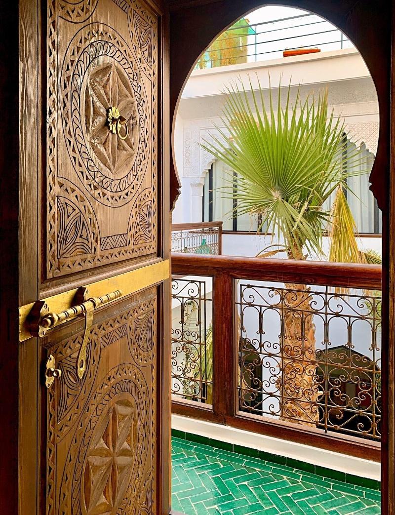 Riad Yasaman image