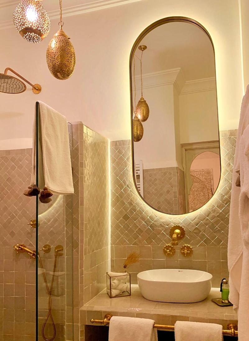Riad Yasaman image