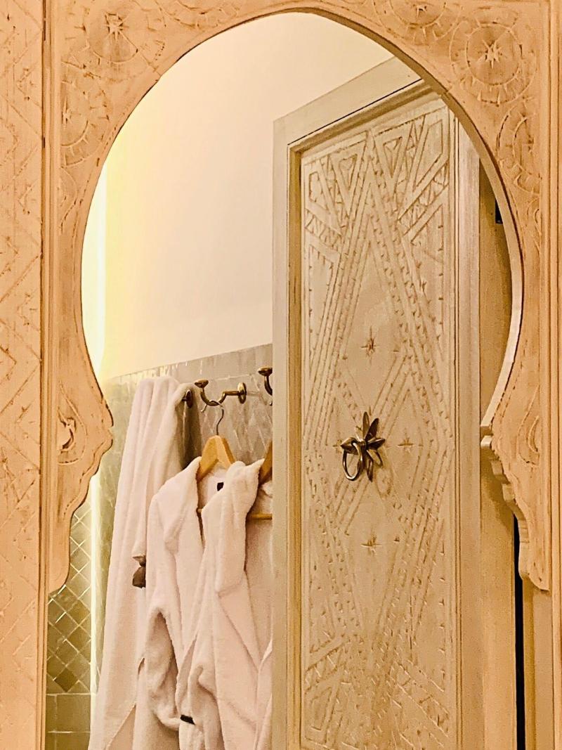 Riad Yasaman image