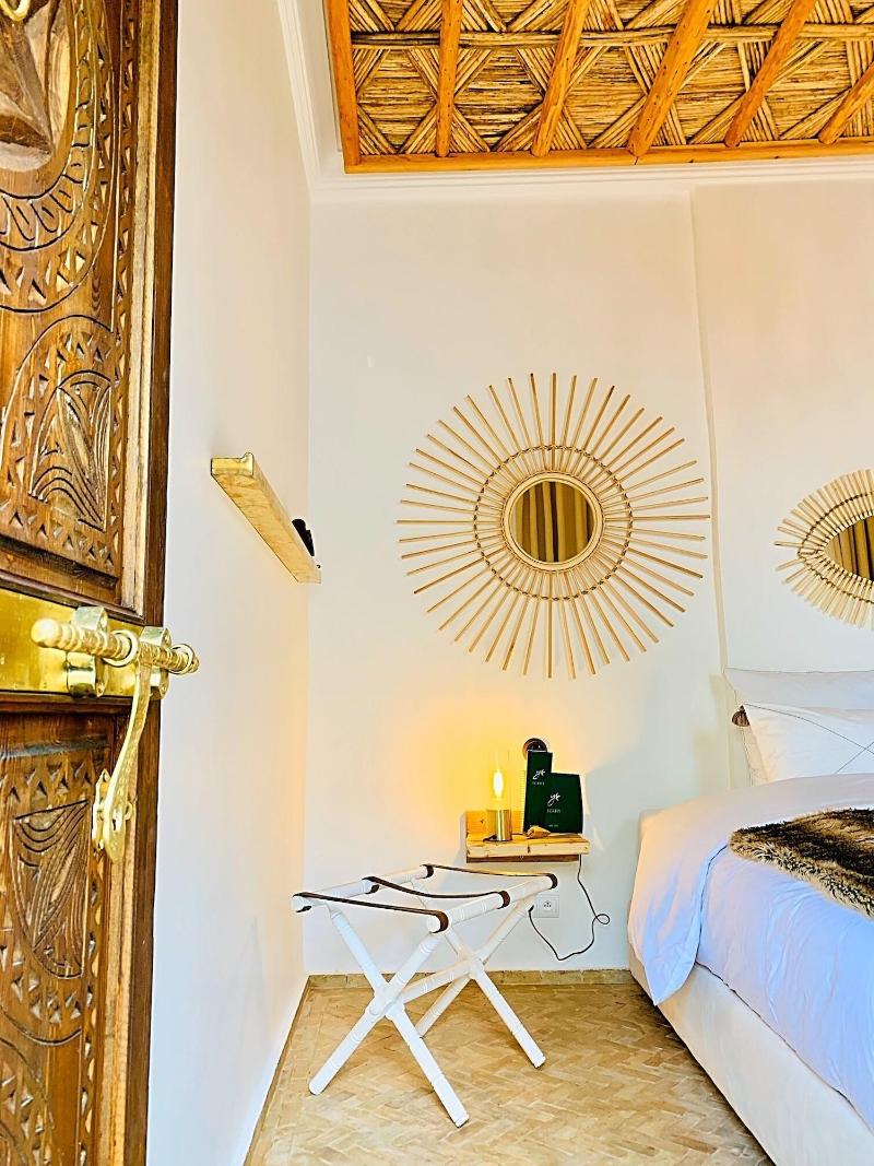 Riad Yasaman image