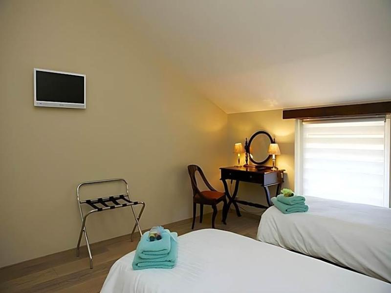 Domaine St Germer image