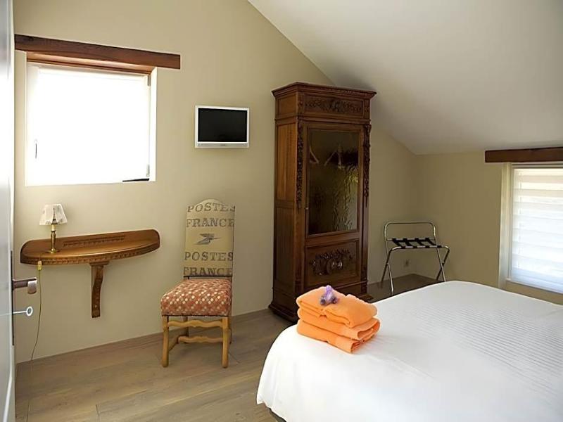 Domaine St Germer image