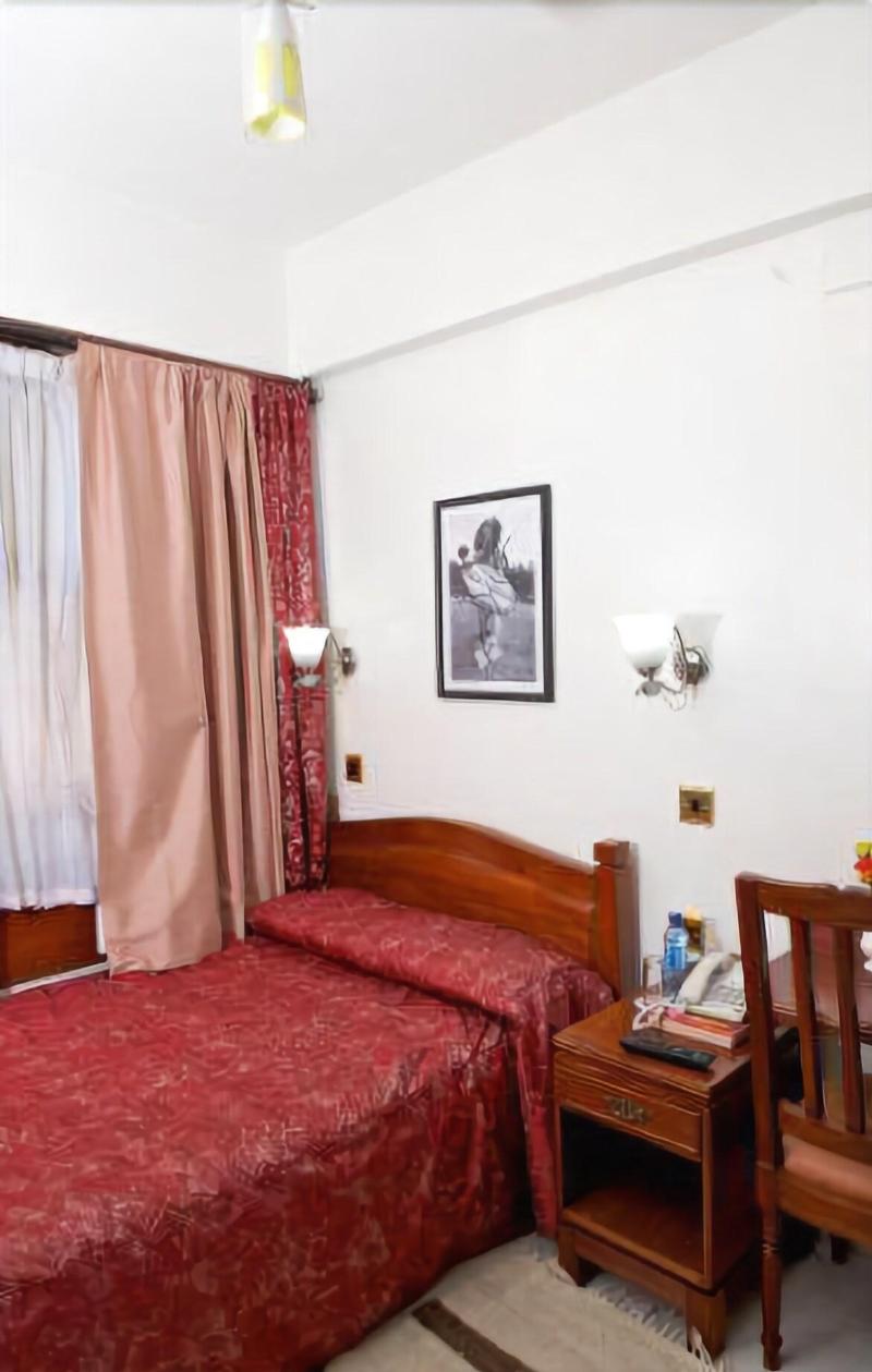 Paris Hotel image