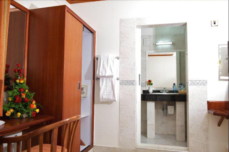 Paris Hotel image