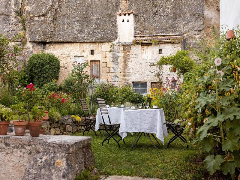 Clos Des Moulins image