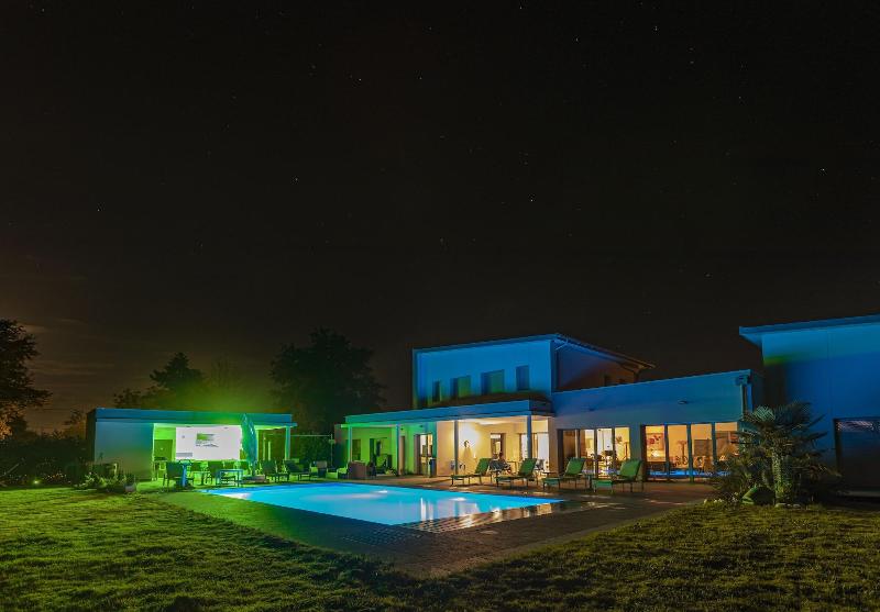 Domaine Georges V image