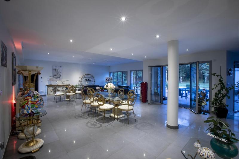 Domaine Georges V image