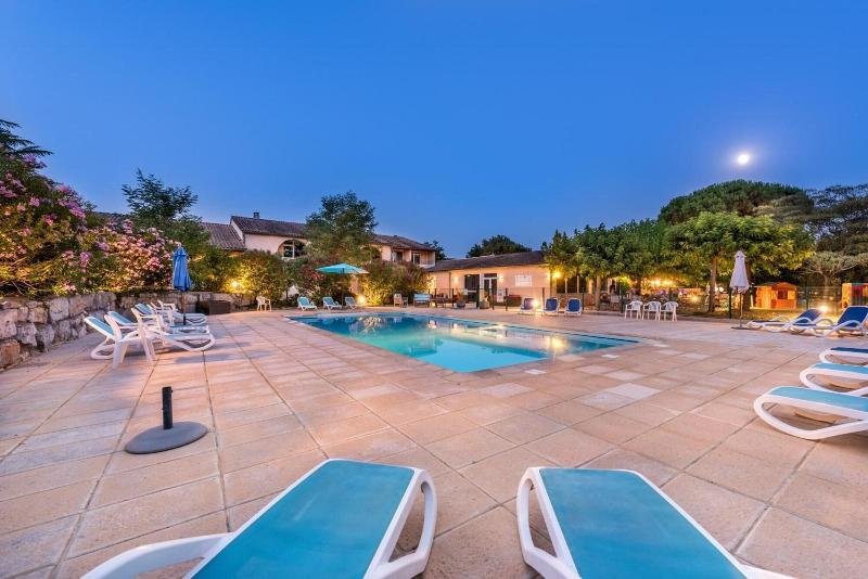 Hotel Le Clos Des Bruyeres image
