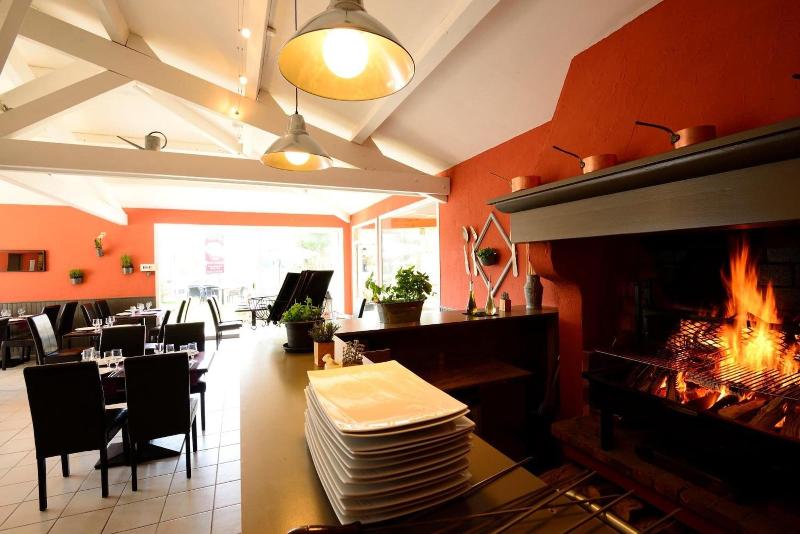 Hotel Le Clos Des Bruyeres image