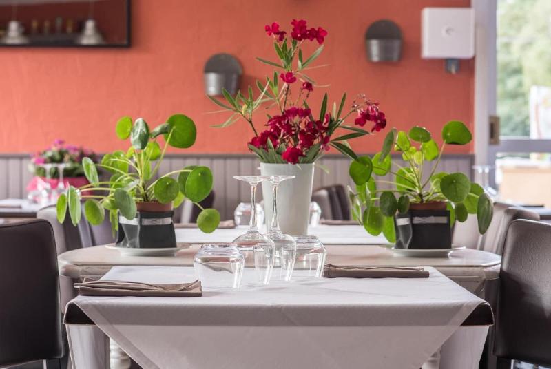 Hotel Le Clos Des Bruyeres image