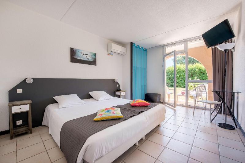 Hotel Le Clos Des Bruyeres image