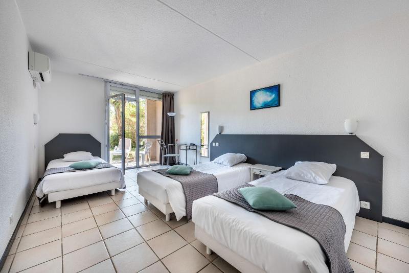 Hotel Le Clos Des Bruyeres image