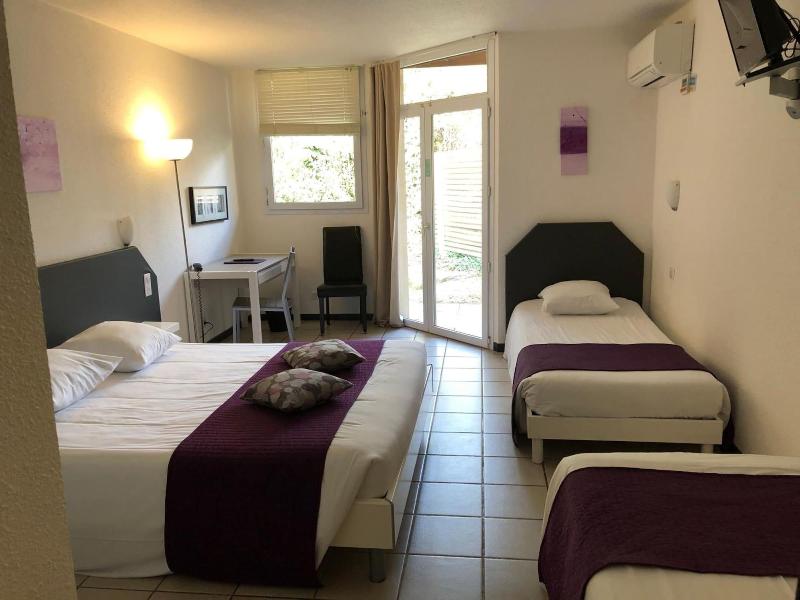 Hotel Le Clos Des Bruyeres image