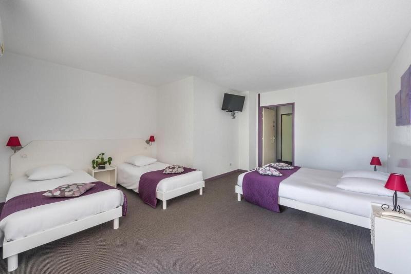 Hotel Le Clos Des Bruyeres image