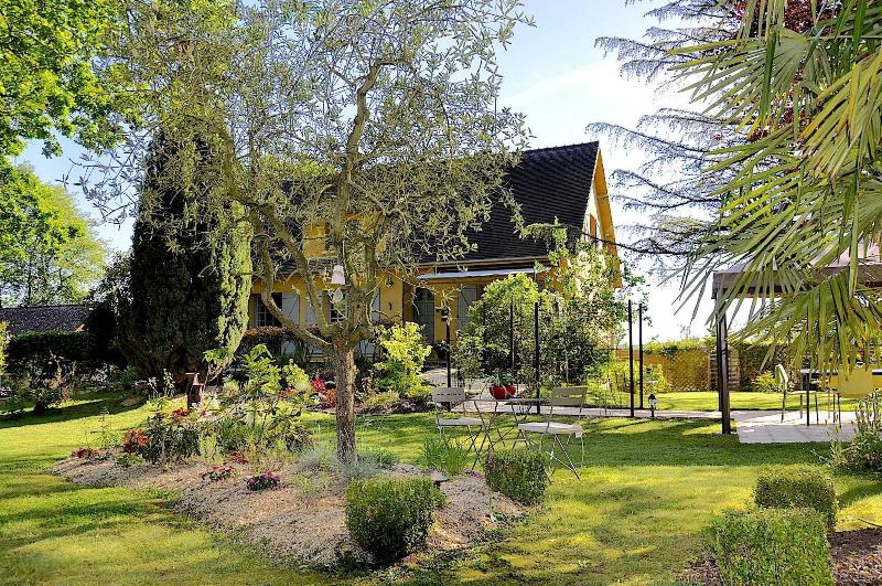 Au Jardin De Lisa image