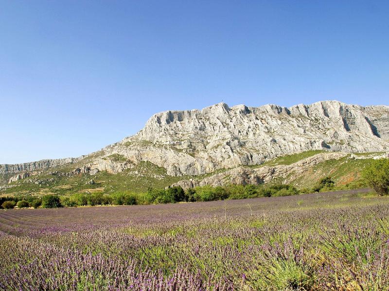 hotelF1 Aix en Provence Sainte Victoire (rénové) image