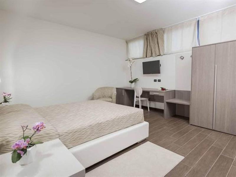 Ferrari Hotel image