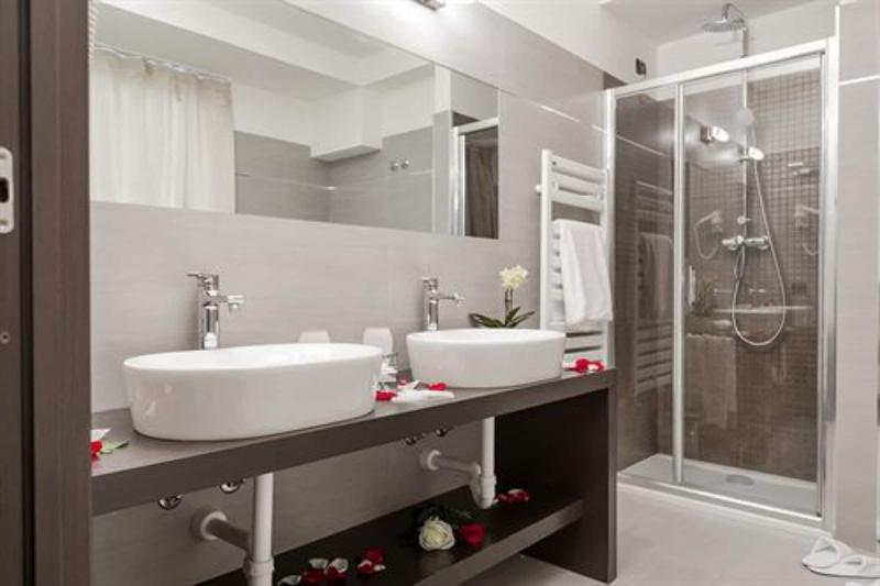 Ferrari Hotel image