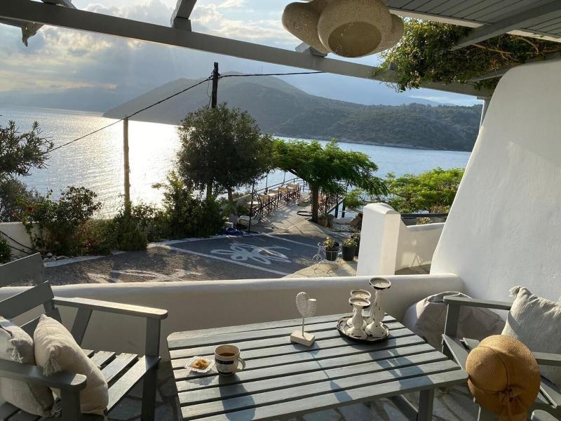 Nafsika Villas image
